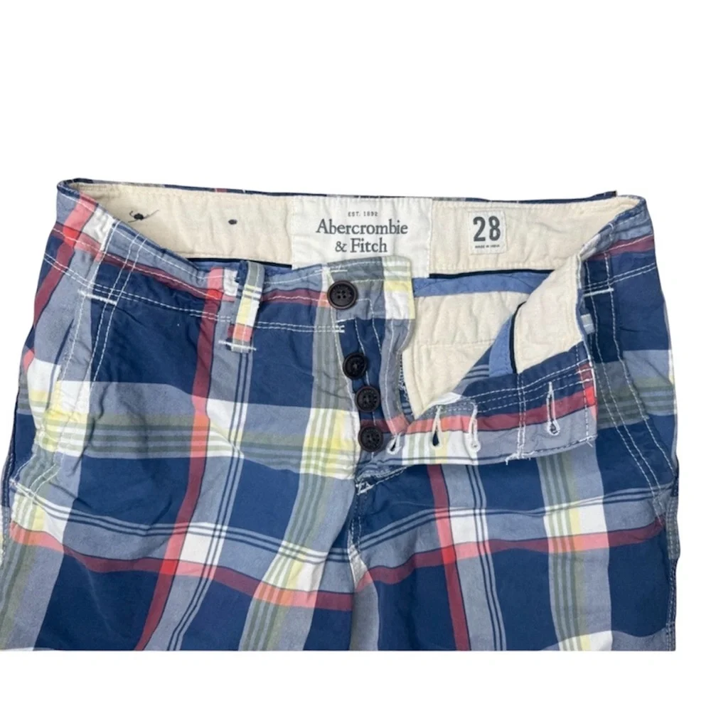 Abercrombie & Fitch Men’s Blue Plaid Chino Shorts Button Fly Size 28